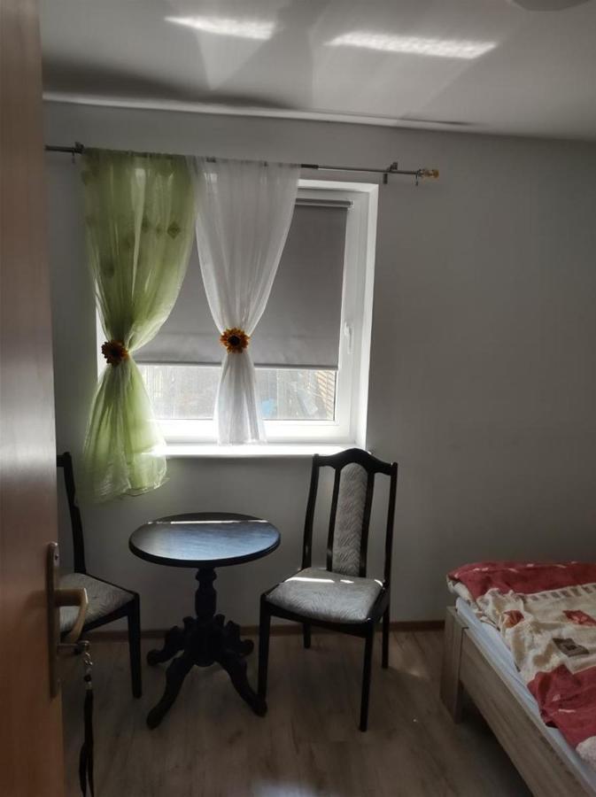 Jeziorna 1 Apartment เยียเล ภายนอก รูปภาพ